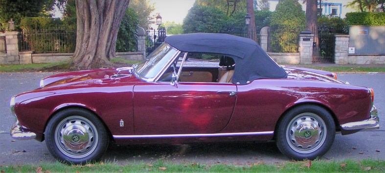 MINOLTA DIGITAL CAMERA